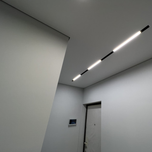 Монтаж потолка в коридор 15 м2